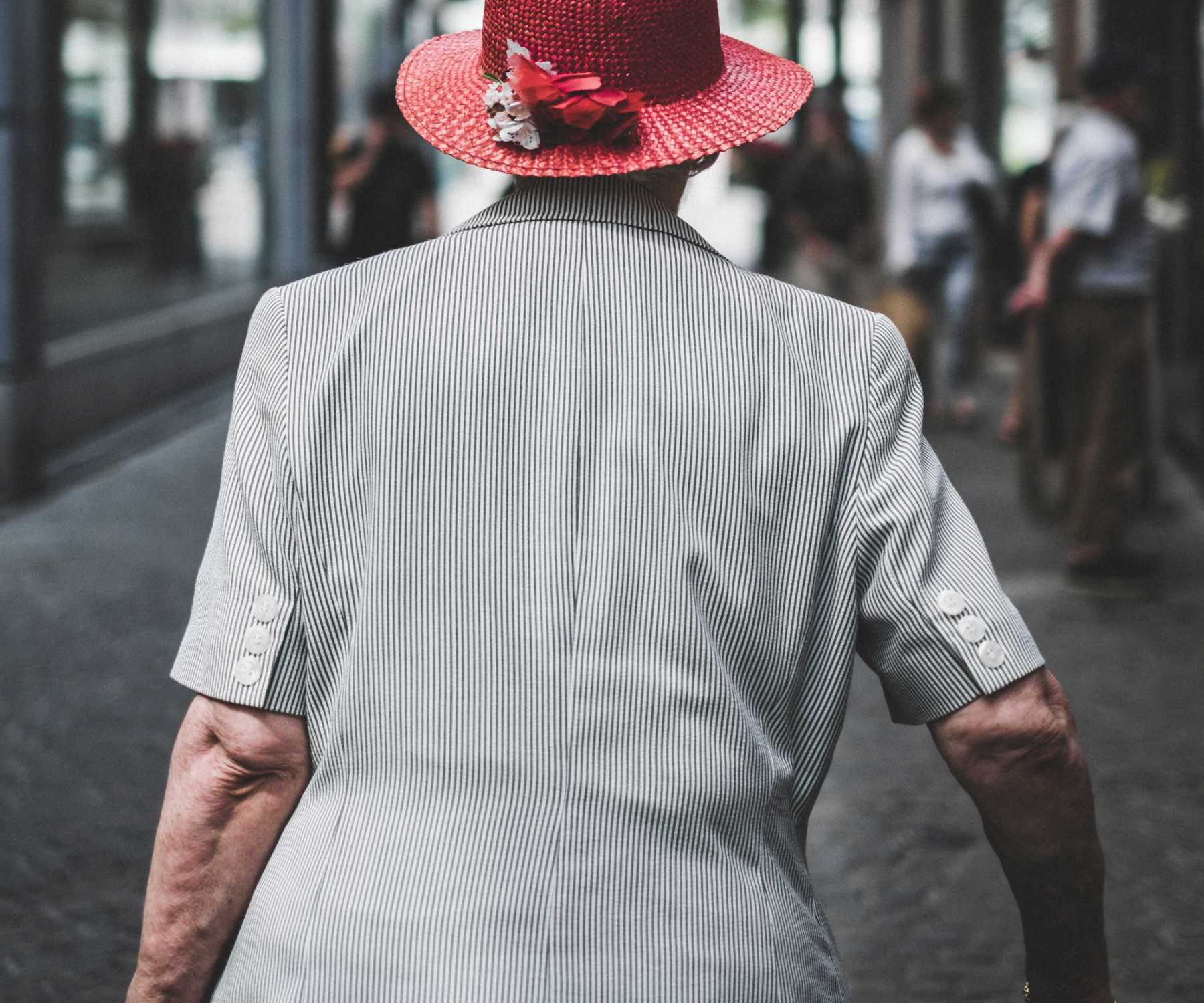 Lien entre graisse du ventre et déficience cognitive chez les personnes âgées