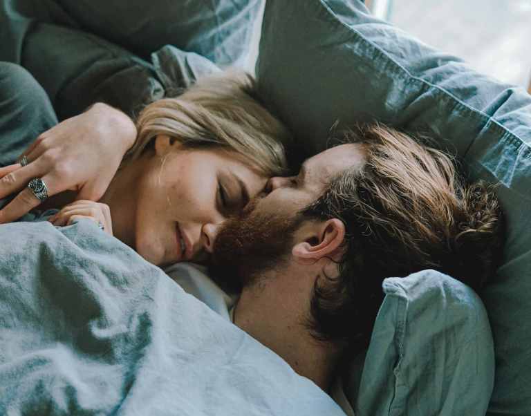 Combattre la privation de sommeil mais ne pas trop dormir non plus