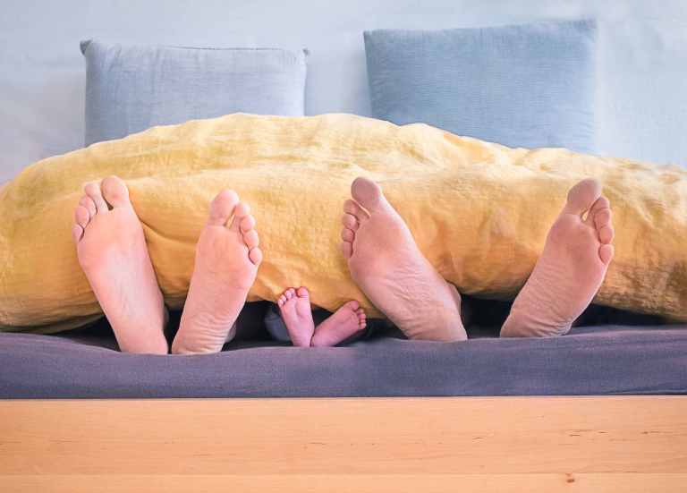 Dormir moins de 6 heures par nuit augmente le risque cardiovasculaire