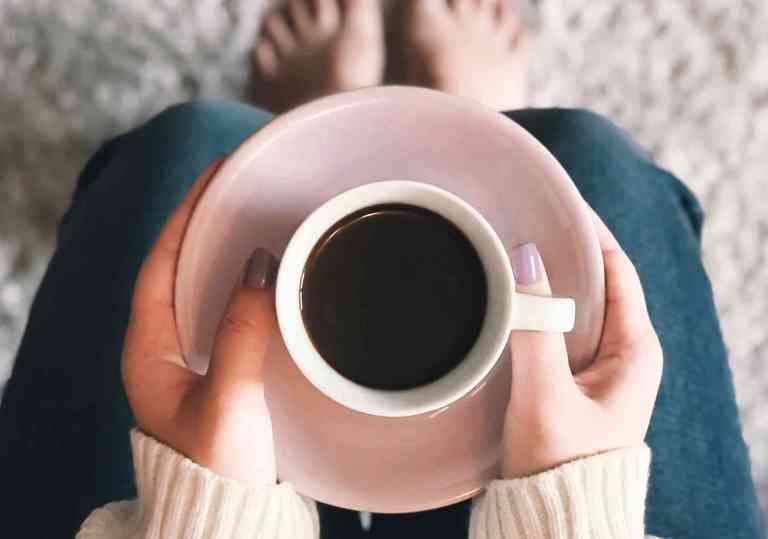 Combien de boissons à la caféine faut-il pour déclencher une migraine ?